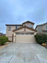3946 Hazy Swale Way in Sparks, NV - Building Photo