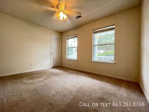 7255 Sweetgrass Blvd in Hanahan, SC - Building Photo - Building Photo