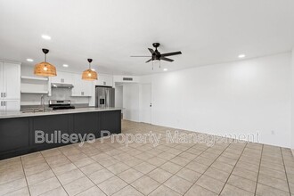 2525 E La Jolla Dr in Tempe, AZ - Building Photo - Building Photo