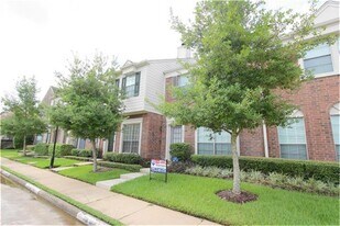 2930 Grants Lake Blvd in Sugar Land, TX - Building Photo