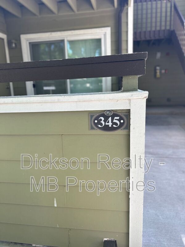 7680 Bluestone Dr in Reno, NV - Building Photo - Building Photo