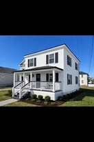 311 Oak St in Suffolk, VA - Building Photo