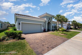 3960 Poseidon Way in Melbourne, FL - Building Photo - Building Photo