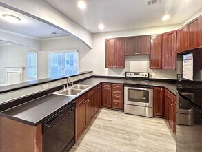 992 Sims Ave NW in Atlanta, GA - Building Photo - Building Photo