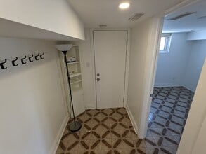 901 Ossington Av in Toronto, ON - Building Photo - Building Photo