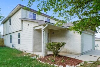 117 Mood Lake Dr in Kyle, TX - Building Photo - Building Photo