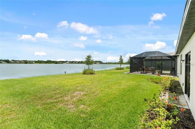 6560 Silverstar Dr in Sarasota, FL - Building Photo - Building Photo