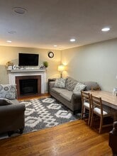 545 Park Ave in Windsor, CT - Building Photo - Building Photo