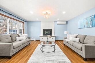 35 Fells Ave Terrace in Medford, MA - Building Photo - Building Photo