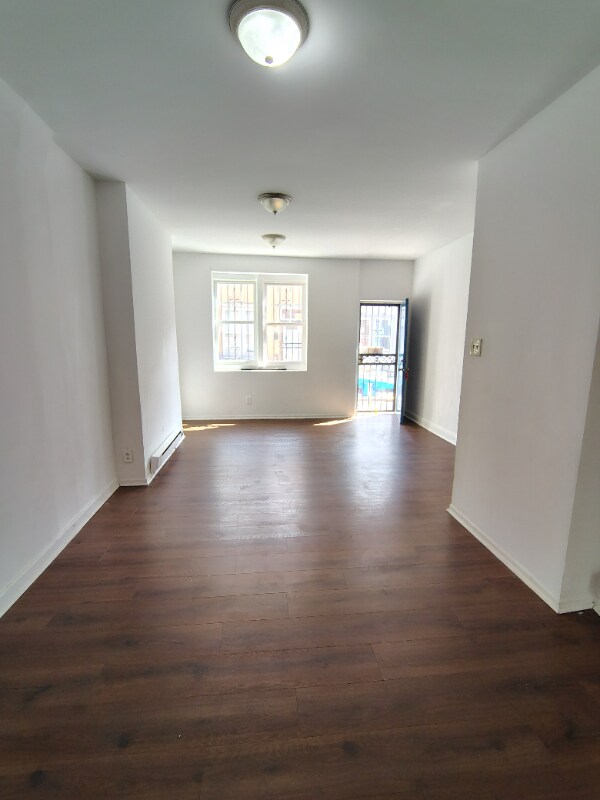 2130 E Birch St in Philadelphia, PA - Building Photo - Building Photo