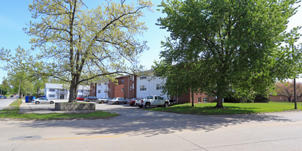 Northshore Apartments in South Bend, IN - Building Photo - Building Photo