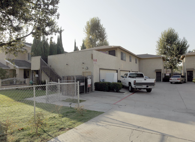 1460 W 9th St in Pomona, CA - Foto de edificio - Building Photo