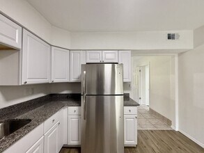 7800-7852 52nd St N in Pinellas Park, FL - Building Photo - Building Photo