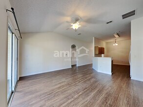 9311 Thunderbolt Dr in Jacksonville, FL - Building Photo - Building Photo
