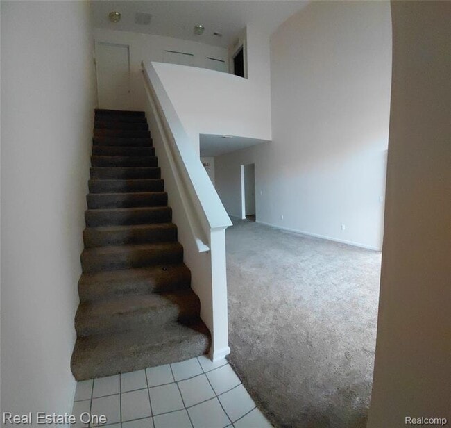 14106 Addington Dr in Commerce Township, MI - Building Photo - Building Photo