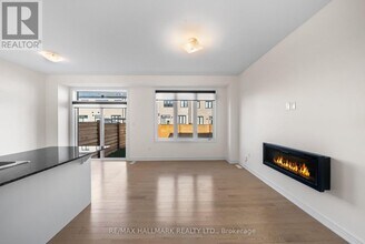 581 Barons St in Vaughan, ON - Building Photo - Building Photo