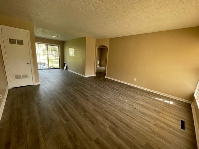 628 Harding St in Wichita, KS - Foto de edificio - Building Photo