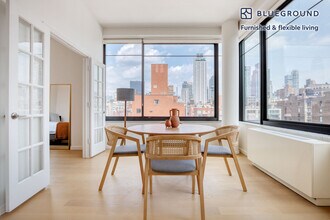 180 W 20th St in New York, NY - Building Photo - Building Photo