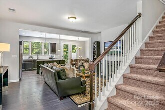 9449 Glenburn Ln in Charlotte, NC - Building Photo - Building Photo