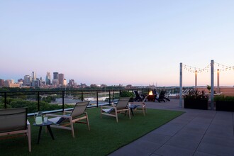 The Julia in Minneapolis, MN - Foto de edificio - Building Photo