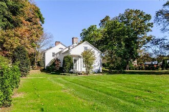 2081 North St in Fairfield, CT - Building Photo - Building Photo