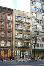 424 W 57th St in New York, NY - Foto de edificio - Building Photo