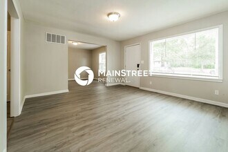 17228 Cerrito Dr in Belton, MO - Building Photo - Building Photo