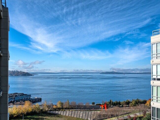 2929 1st Ave, Unit 1116 in Seattle, WA - Building Photo - Building Photo