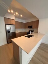 1541 Van Buren St, Unit B in Hollywood, FL - Building Photo