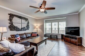 7067 Kona Dr in Gainesville, VA - Building Photo - Building Photo