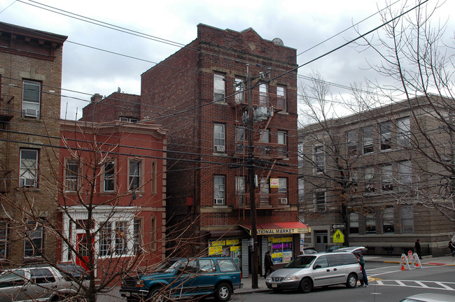 6300 Broadway in West New York, NJ - Building Photo - Building Photo