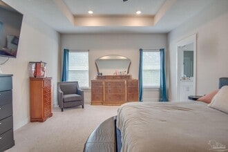 229 Camellia Dr in Gonzalez, FL - Building Photo - Building Photo