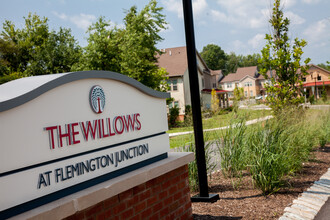 The Willows at Flemington Junction North in Flemington, NJ - Building Photo - Building Photo