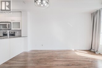 500 Sherbourne St in Toronto, ON - Building Photo - Building Photo