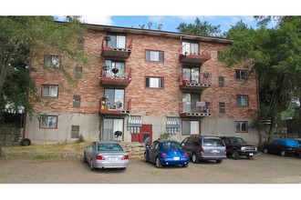 Taylor Apartments in Dubuque, IA - Building Photo - Building Photo