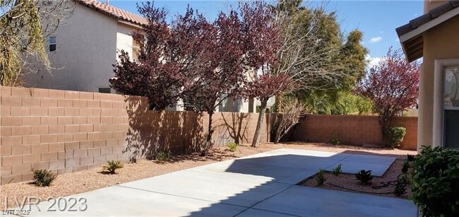 property at 5808 Amber Station Ave