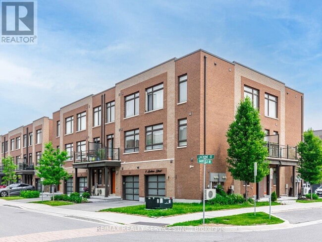 property at 5 Lachine St