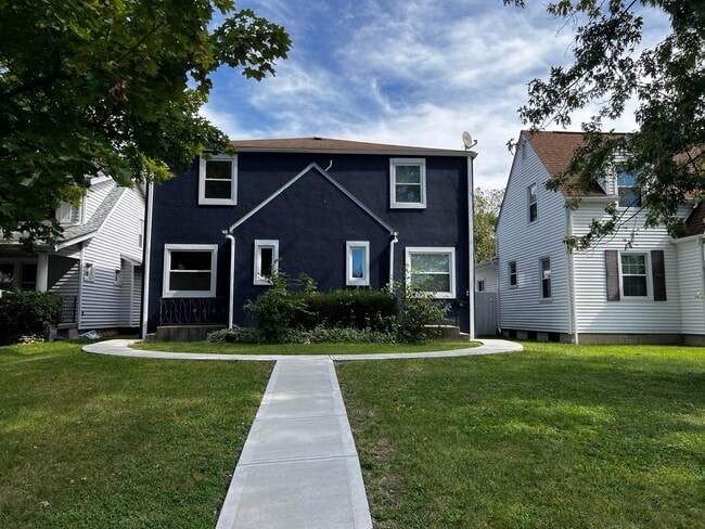 property at 104 N Brinker Ave