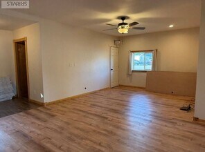 201 N Center St in St Anthony, ID - Building Photo - Building Photo