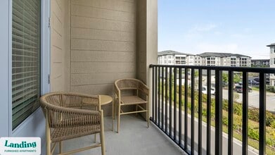 3240 Champion Ring Rd, Unit 1323 in Ft. Myers, FL - Foto de edificio - Building Photo