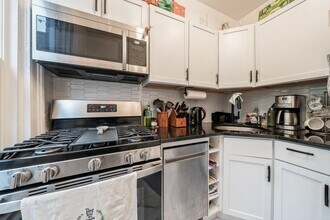 922 Park Ave in Hoboken, NJ - Building Photo - Building Photo