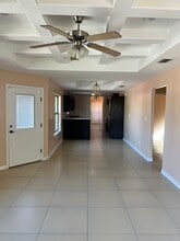 700 E Juarez Ave in Pharr, TX - Building Photo - Building Photo