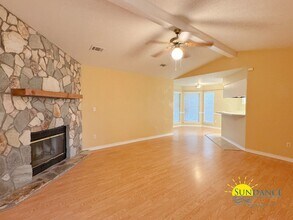 148 Meadowbrook Ct in Niceville, FL - Building Photo - Building Photo