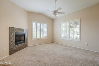 2929 W Yorkshire Dr in Phoenix, AZ - Building Photo - Building Photo