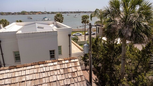 76 Marine St