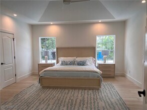 575 101st Ave N in Naples, FL - Building Photo - Building Photo