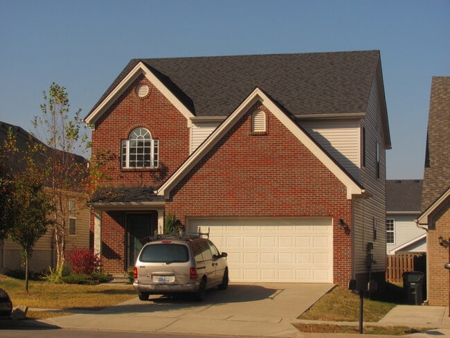 property at 2429 Gooseberry Cir