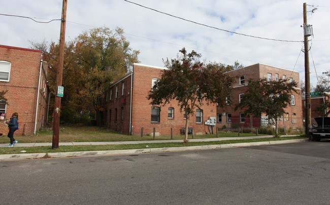 4916 Nash St NE in Washington, DC - Building Photo - Building Photo