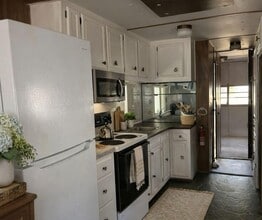 38706 Daughtery Rd in Zephyrhills, FL - Building Photo - Building Photo