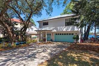 405 Eastview Dr in Fort Walton Beach, FL - Building Photo - Building Photo